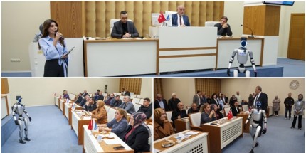 Canik Belediye Meclisi'nde CANİKMAN ile Heyecan Dolu Anlar